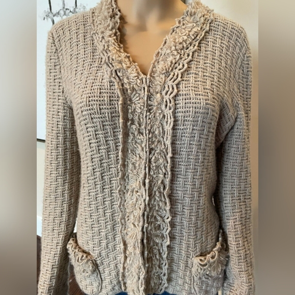 Oscar de la Renta Cashmere Sweater - Picture 6 of 9